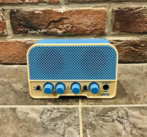 Гитарный Аккумуляторный Комбик Joyo (Портативный)