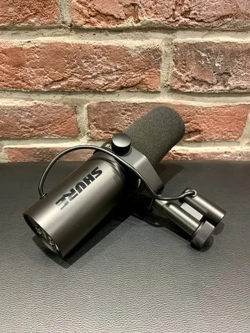Динамический Микрофон Shure SM7dB со Встроенным Предусилителем