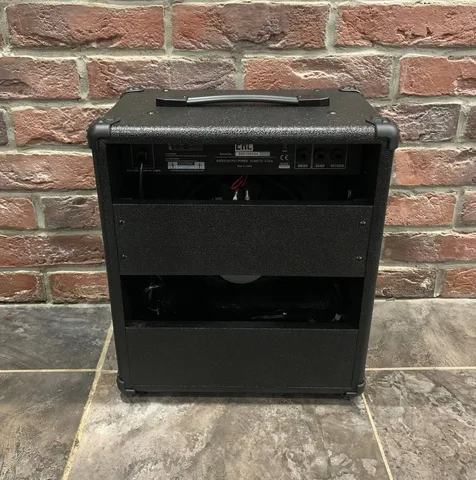 Гитарный Комбоусилитель Leem 35 Ват (Distortion & Reverb)