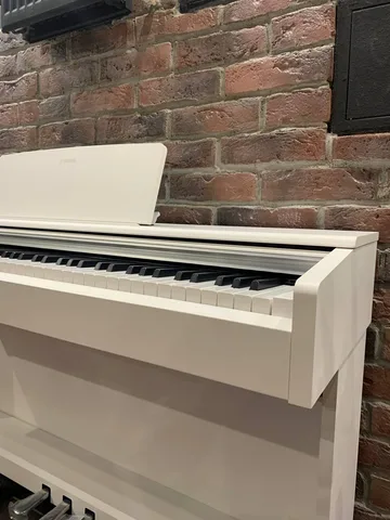 Корпусное Цифровое Пианино Yamaha YDP-145 WH + Банкетка