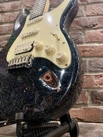 Электрогитара Shinobi Stratocaster HSS + Комбик 40 ват (комплект)