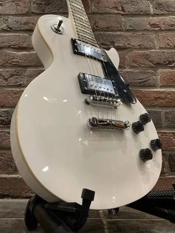 Электрогитара Les Paul BT White