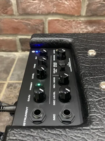 Портативный Цифровой Комбик NUX Mark 2 (Guitar & Mic)