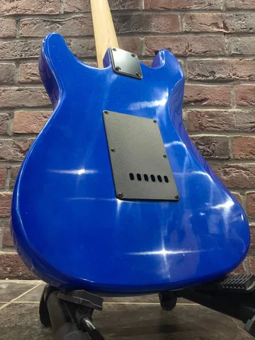 Электрогитара под Fender Stratocaster BLSR